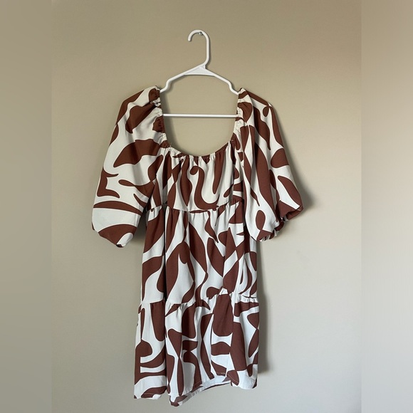 NWT Sanctuary Weekender Babydoll Dress with a brown and white abstract pattern M - Picture 8 of 12